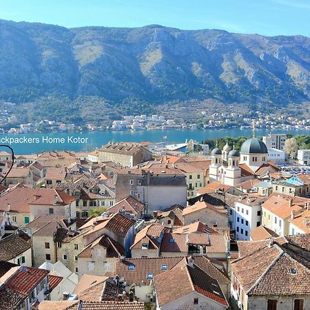 Montenegro Backpackers Home Котор Екстер'єр фото