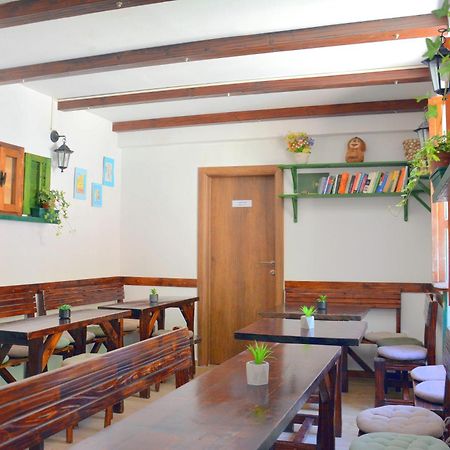 Montenegro Backpackers Home Котор Екстер'єр фото